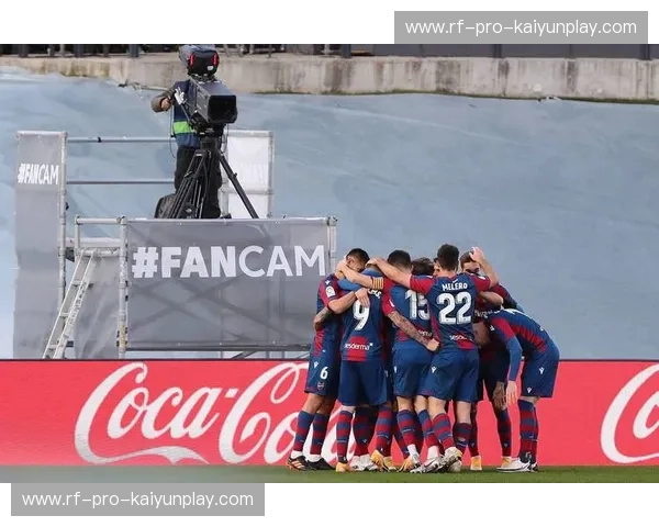 西甲夺冠热门分析：谁将笑到最后？